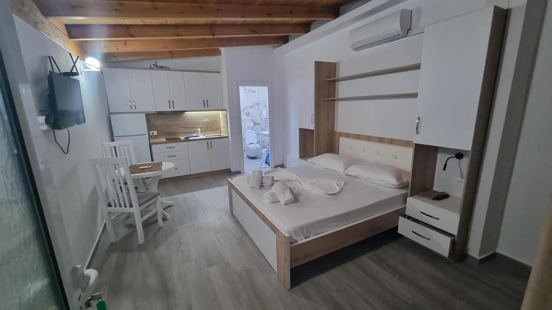Vila Soleil Vlorë