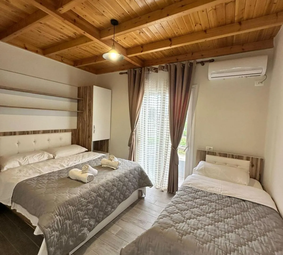Vila Soleil Vlorë 0*,  Albanien