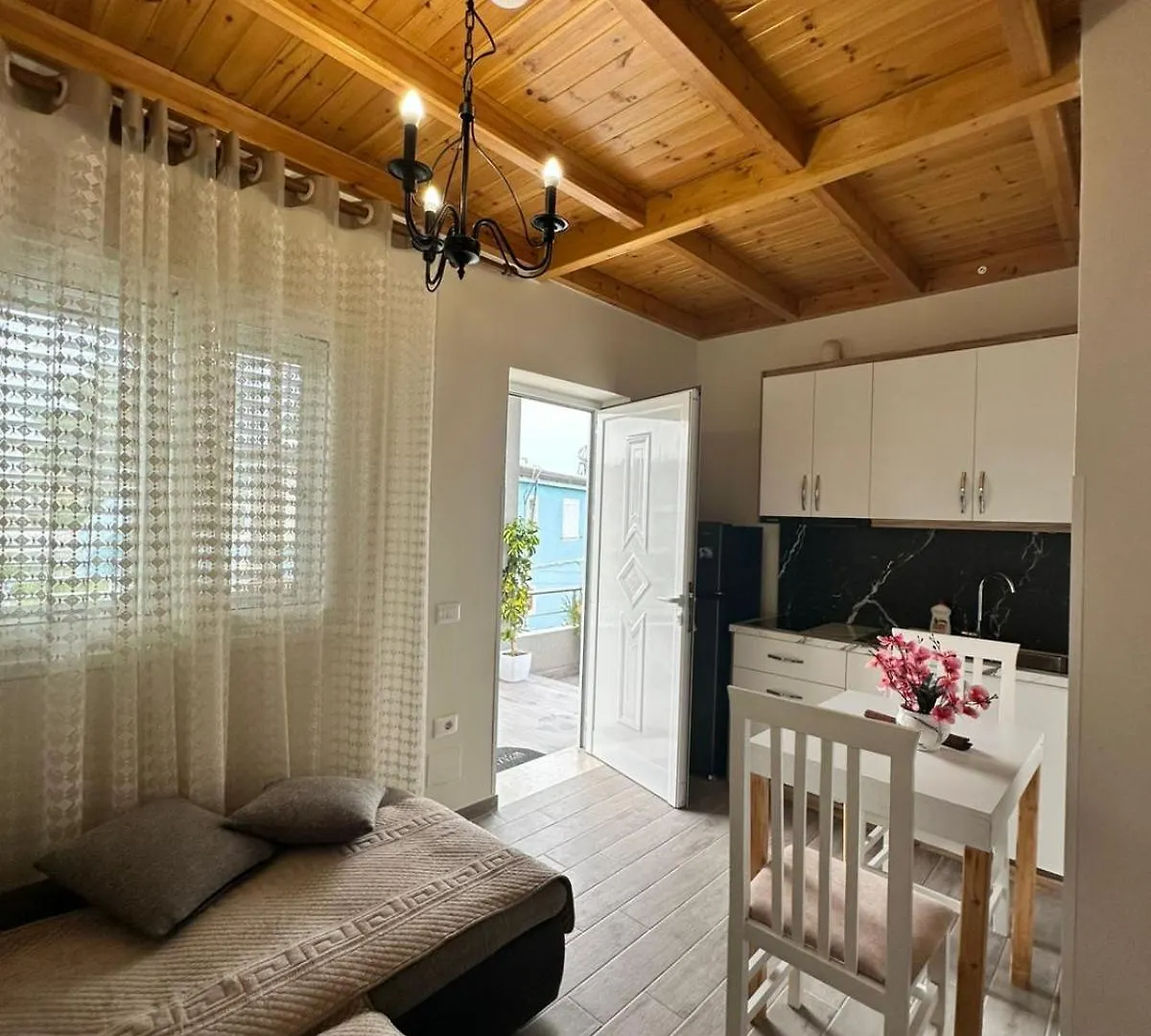 Vila Soleil Vlorë Hotel