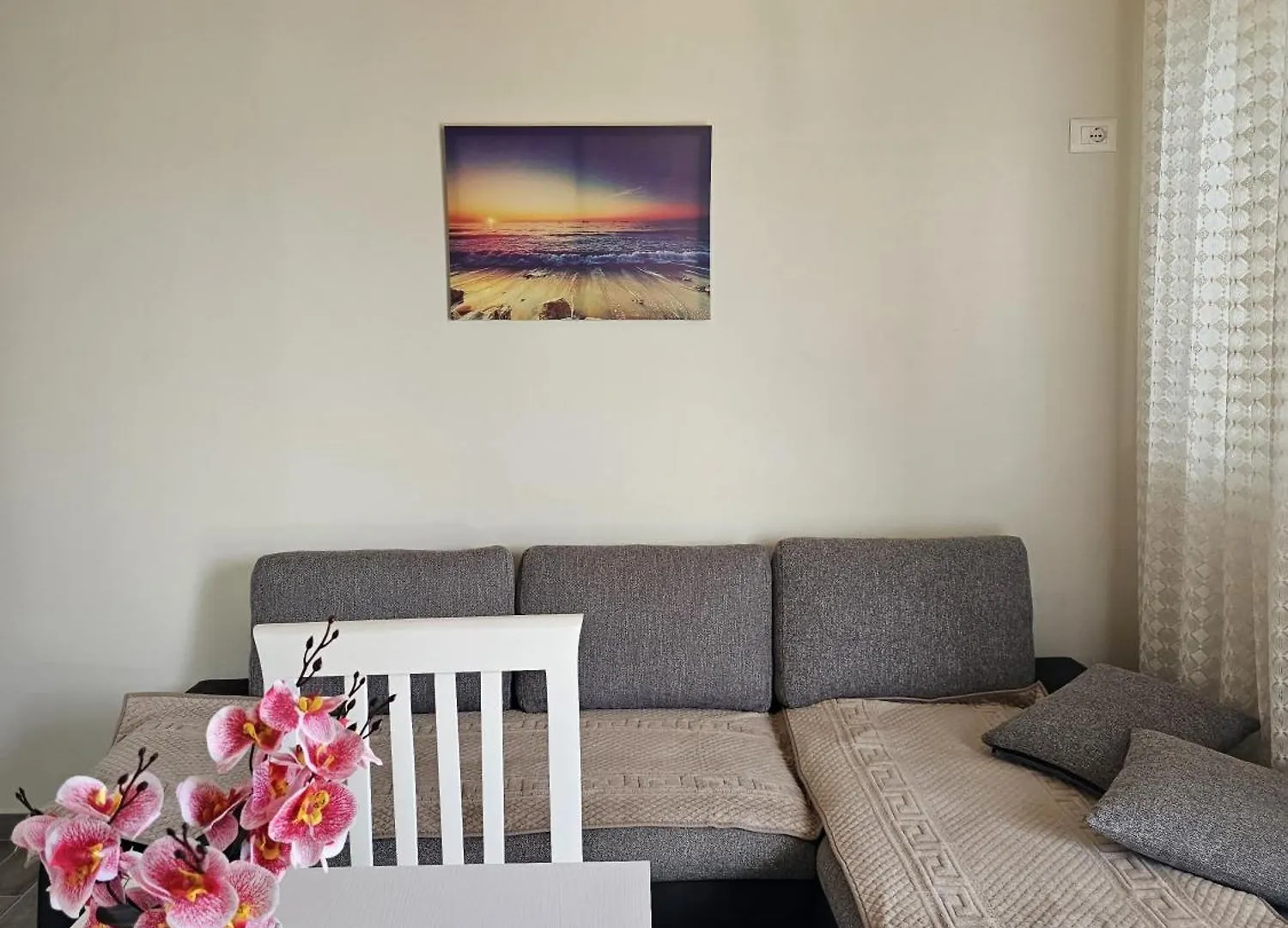 Vila Soleil Vlorë 0*,
