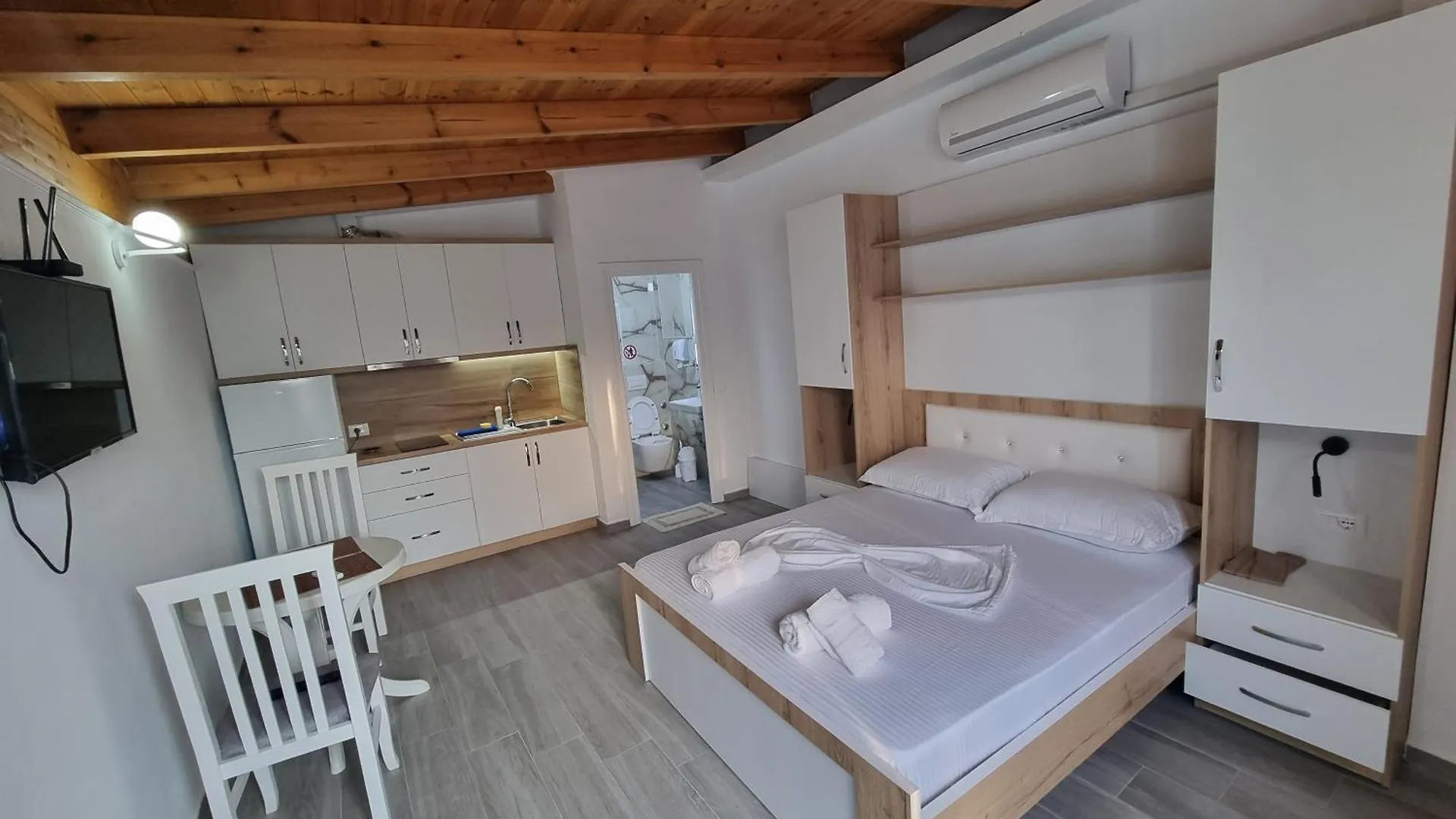 Vila Soleil Vlore Hotel